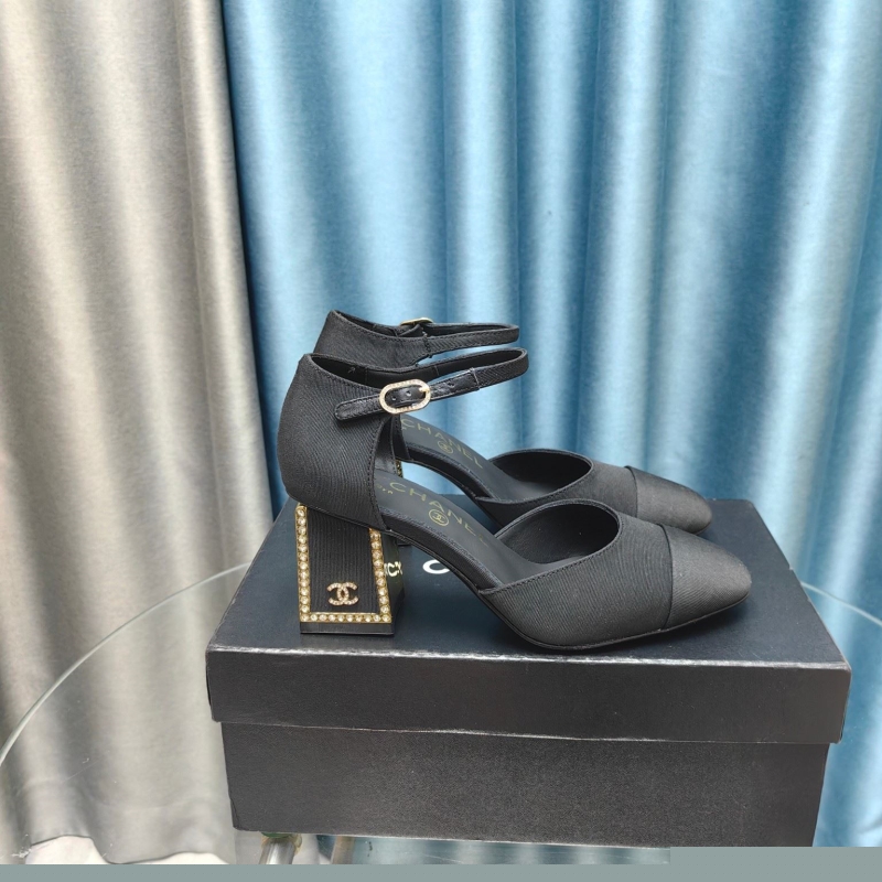 Ch*el high heels